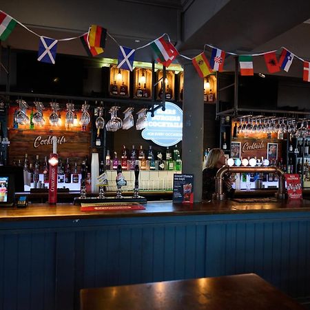 White Hart, Newmarket By Marston'S Inns Zewnętrze zdjęcie