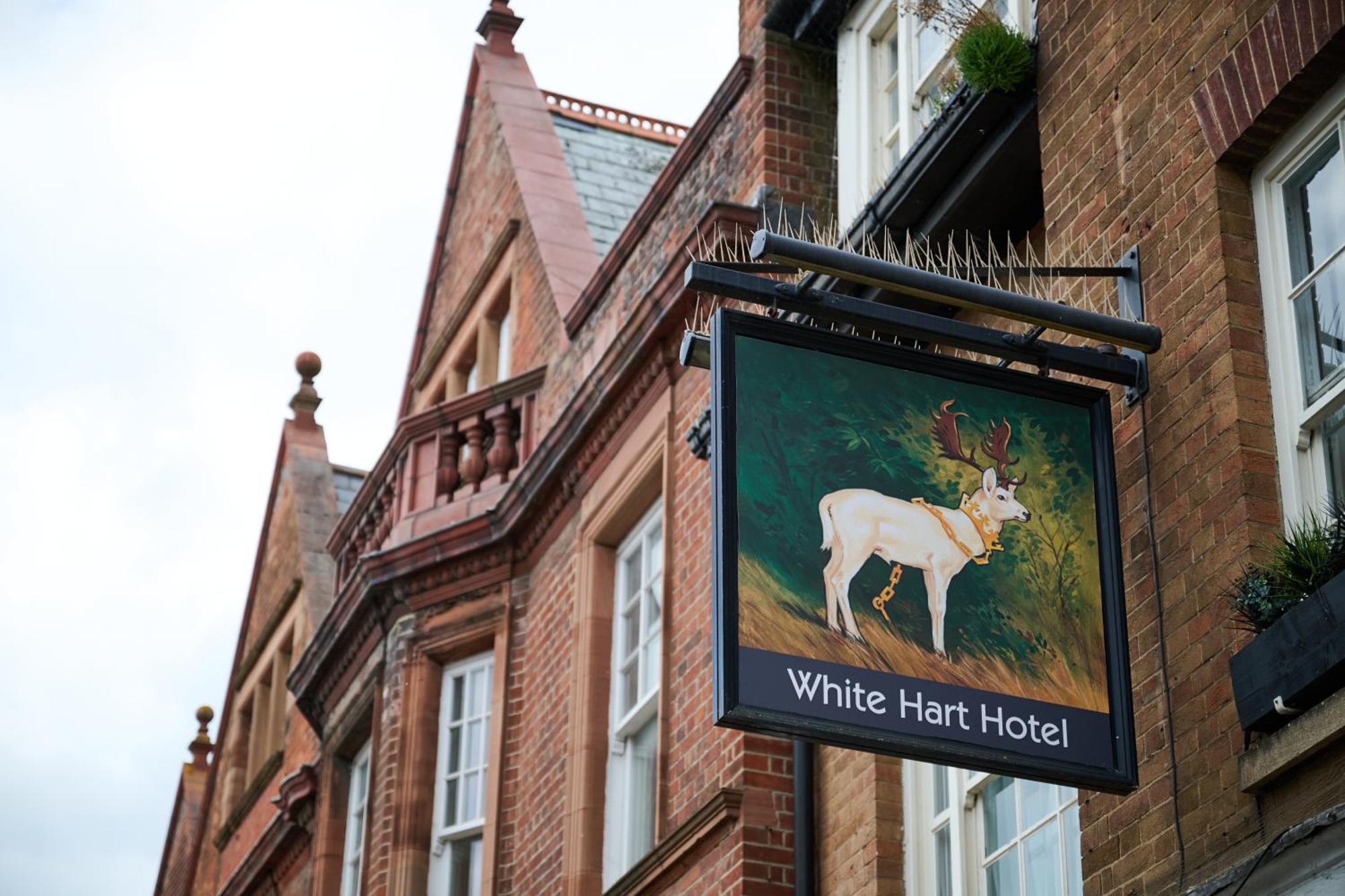White Hart, Newmarket By Marston'S Inns Zewnętrze zdjęcie